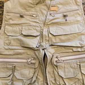 Cabela multi zipper vest